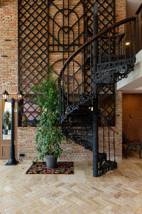 Biography Design Tbilisi Hotel Luaran gambar