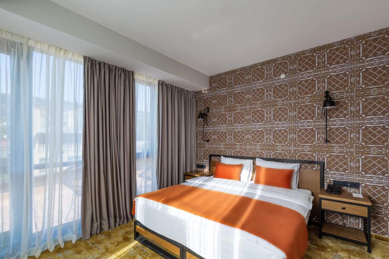Biography Design Tbilisi Hotel Luaran gambar