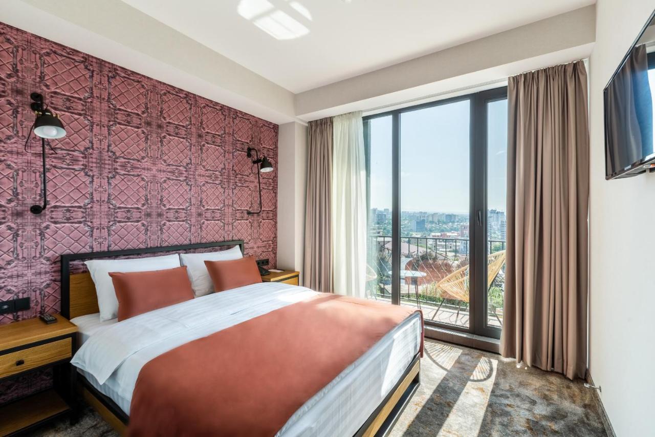 Biography Design Tbilisi Hotel Luaran gambar